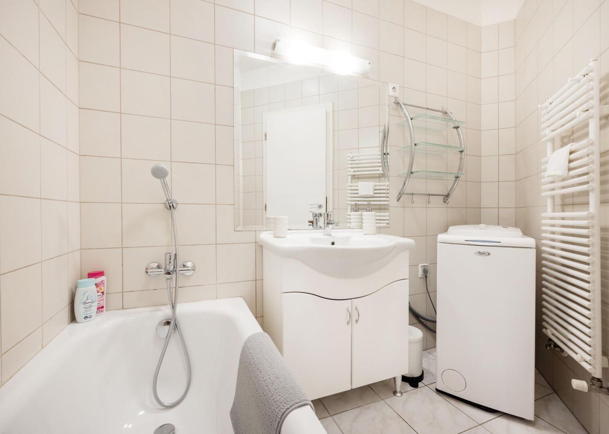 Bright And Central Apartment With Balcony بودابست المظهر الخارجي الصورة